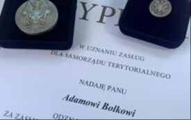 Adam Bolek - Burmistrz Miasta i Gminy Białobrzegi uhonorowany prestiżową Odznaką Honorową Za Zasługi dla Samorządu Terytorialnego (2)