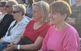 Wyjątkowy koncert z okazji Dnia Matki. Amfiteatr nad Pilicą utonął w brawach i śpiewie! (3).jpeg