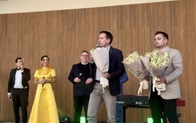 Wyjątkowy koncert z okazji Dnia Matki. Amfiteatr nad Pilicą utonął w brawach i śpiewie! (10).jpeg