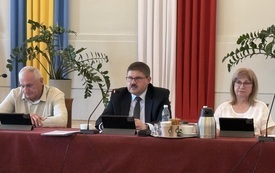 Rada Miasta i Gminy Białobrzegi podsumowała rok 2025 Burmistrz Adam Bolek z &nbsp;wotum zaufania i absolutorium (5).jpeg