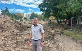 Rozpoczęły się prace przy urządzaniu parku pomiędzy ulicami 11 listopada i Rzemieślniczą.  (4)