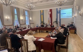 Za nami XXIX Sesja Rady Miasta i Gminy Białobrzegi (5).jpeg