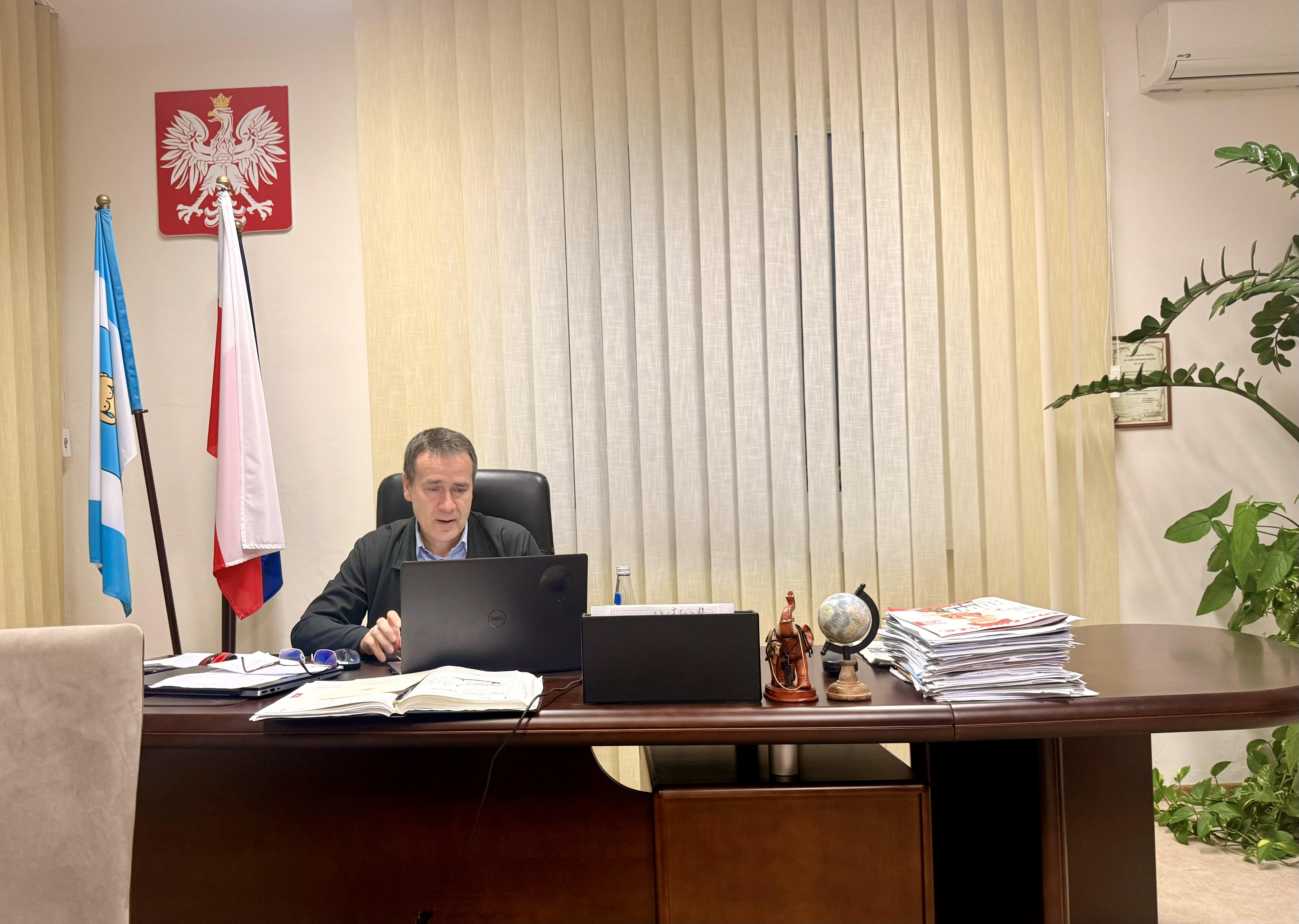 Białobrzegi Online Burmistrz Adam Bolek odpowiada na&nbsp;pytania mieszkańc&oacute;w