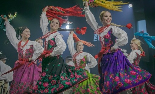 Mazowsze” w Białobrzegach. Muzyczne święto na jubileusz 50-lecia kultury i 35-lecia powstania Białobrzeskie Towarzystwo Kulturalne .